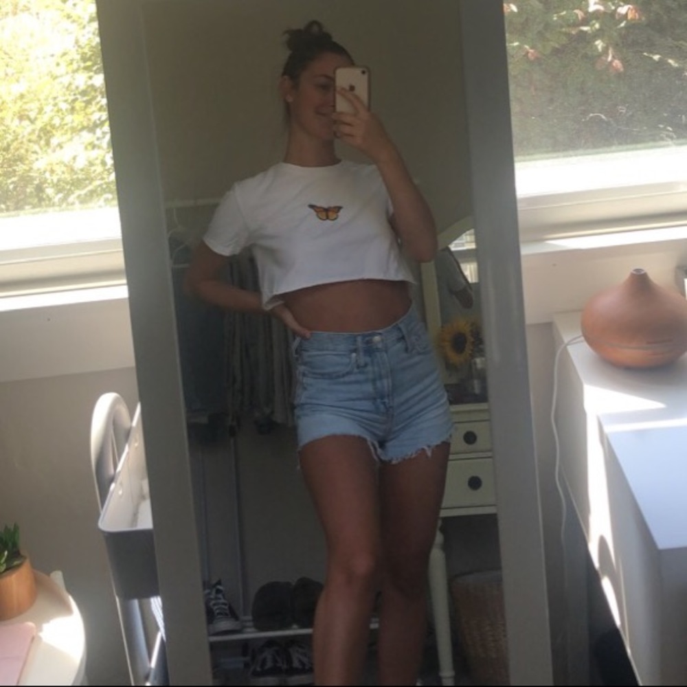 Brandy Melville Cropped Butterfly Tee